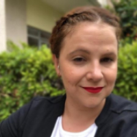 Laura M., Medellรญn